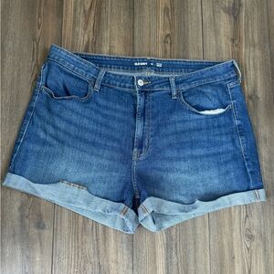 Old Navy medium wash Blue Jean Shorts Casual- WOW high rise